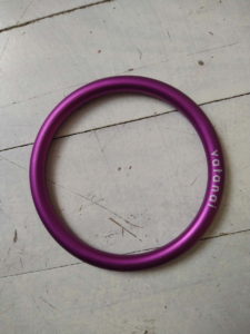 RS kroužek fialový