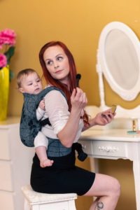 Nerostoucí nosítko z šátku Hortenzie Carina světlejší